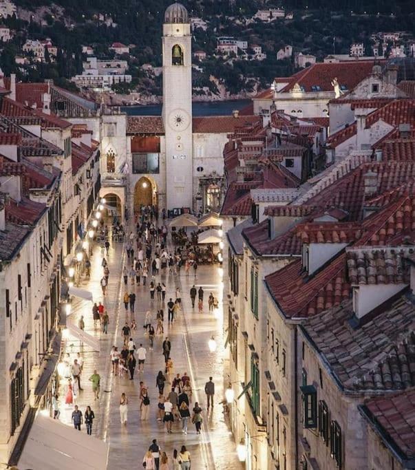 Antonela * Komin (Dubrovnik-Neretva)